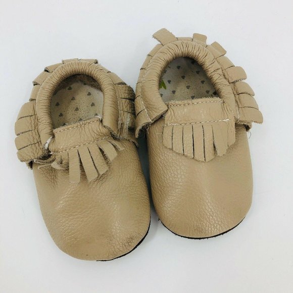 MepiQ Baby Moccasins Unisex Tan Leather Fringed Rubber gripper sole Size 13.5 - Picture 1 of 8
